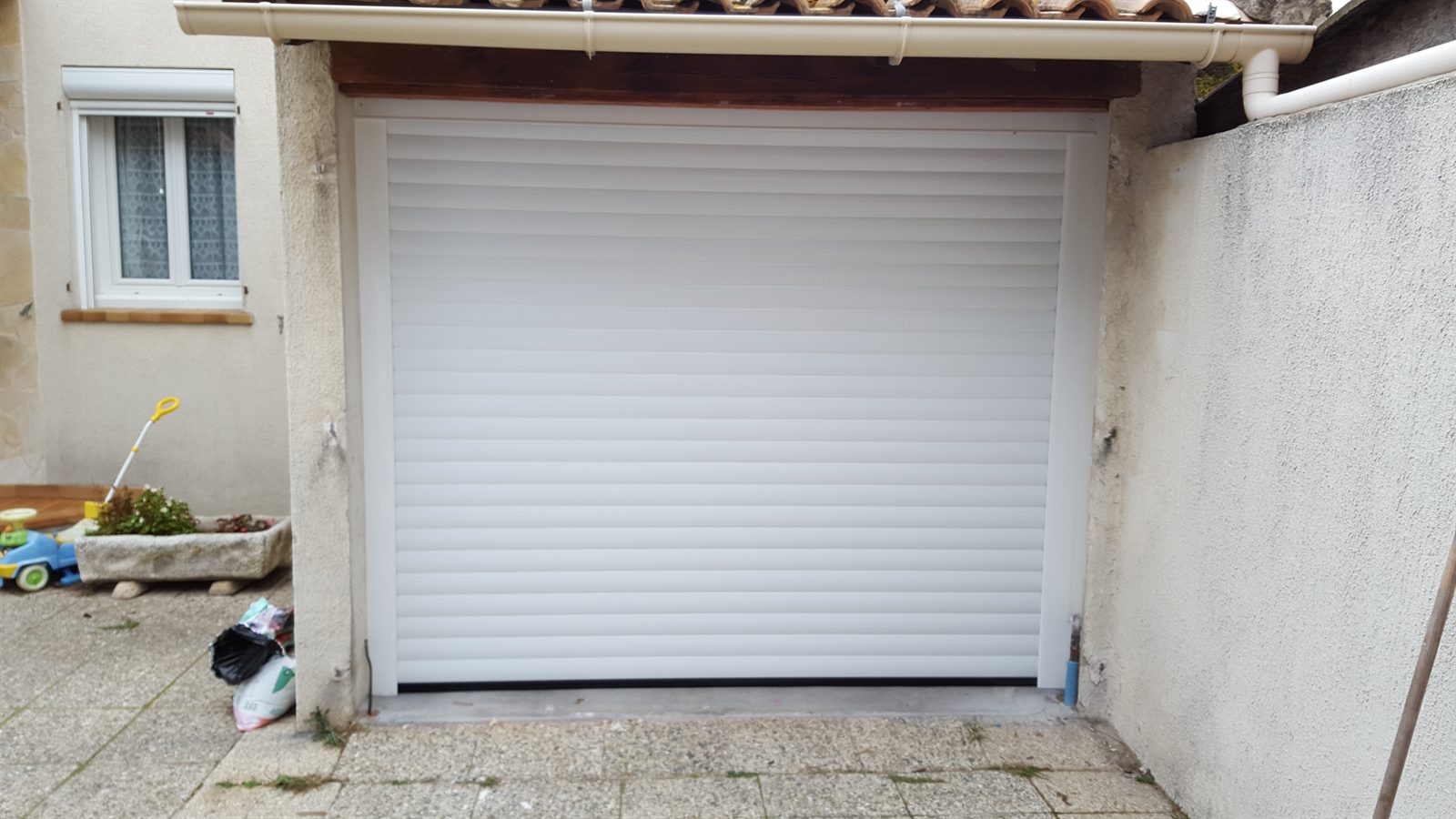 Porte de garage PROVAL SUD
