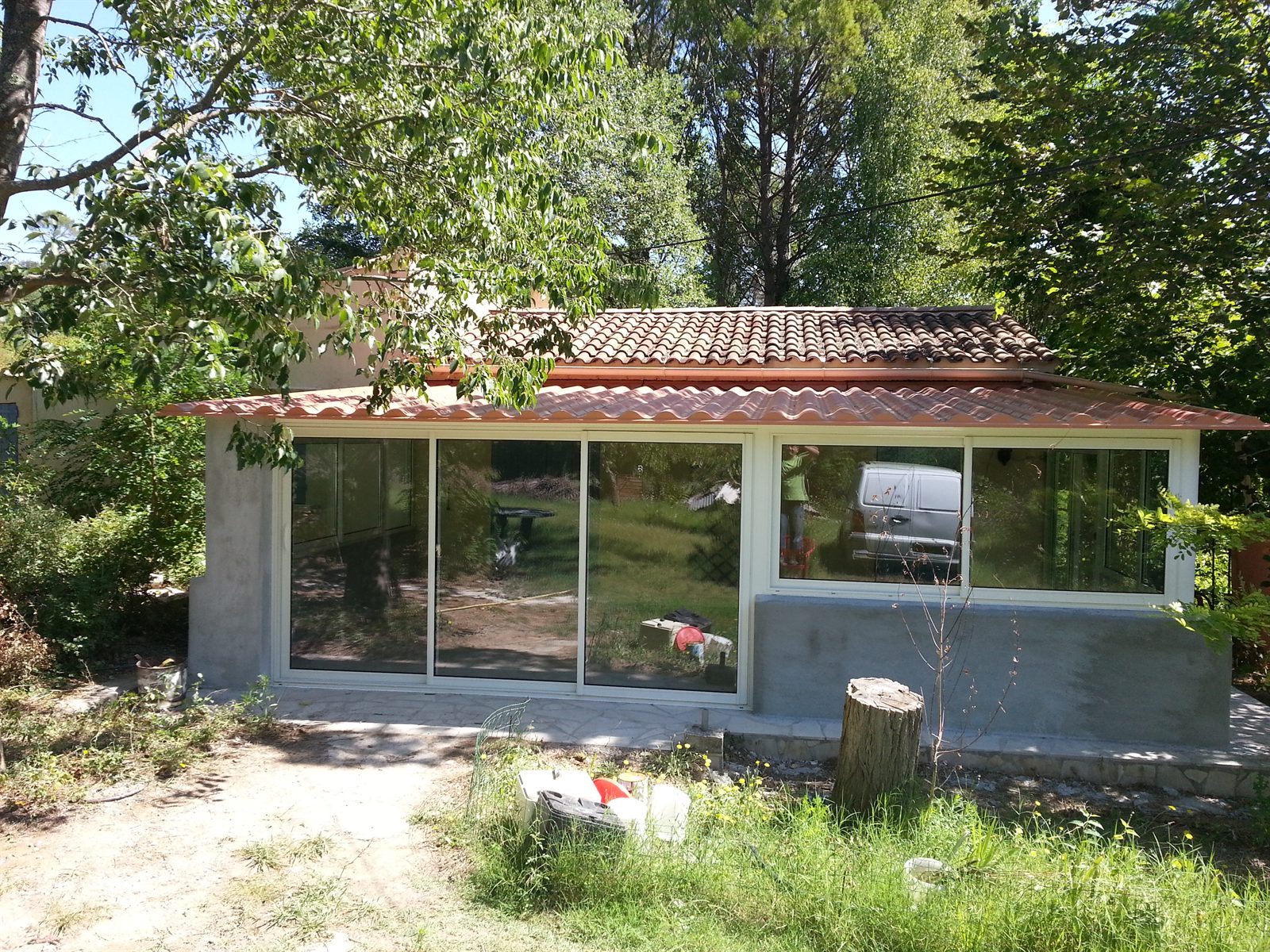 Véranda blanche maison provençale